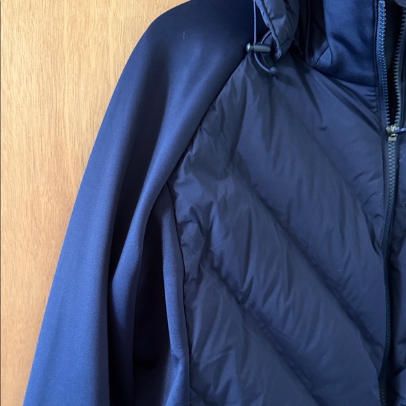 Athleta Inlet Deep Blue Quilted Jacket - Picture 7 of 9